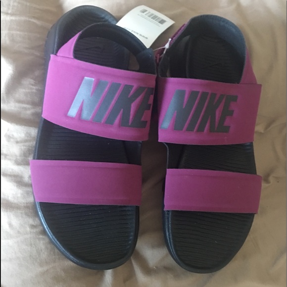 nike tanjun sandals purple